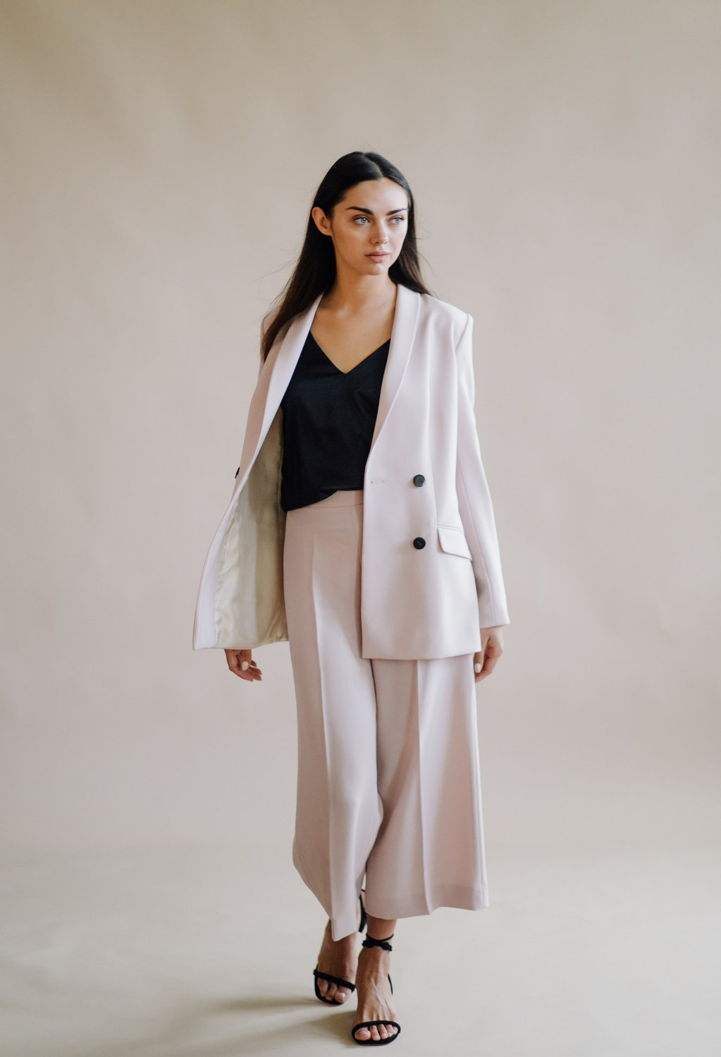 White and beige outfit