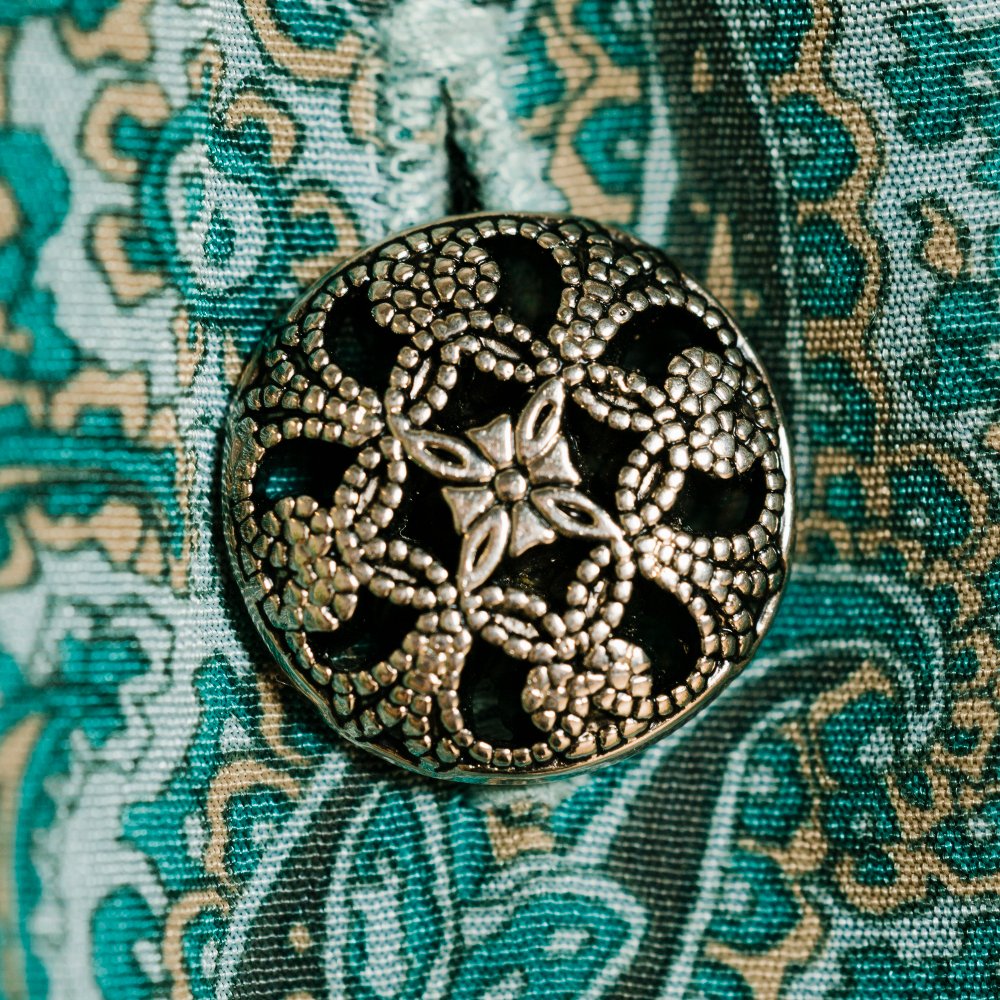 Cotton mixed side stone shawl